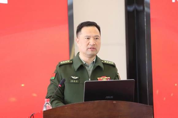 孙主任讲话近景